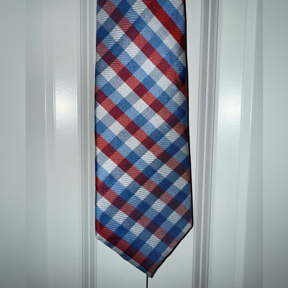 Men’s Club Room Plaid Red White and Blue Tie